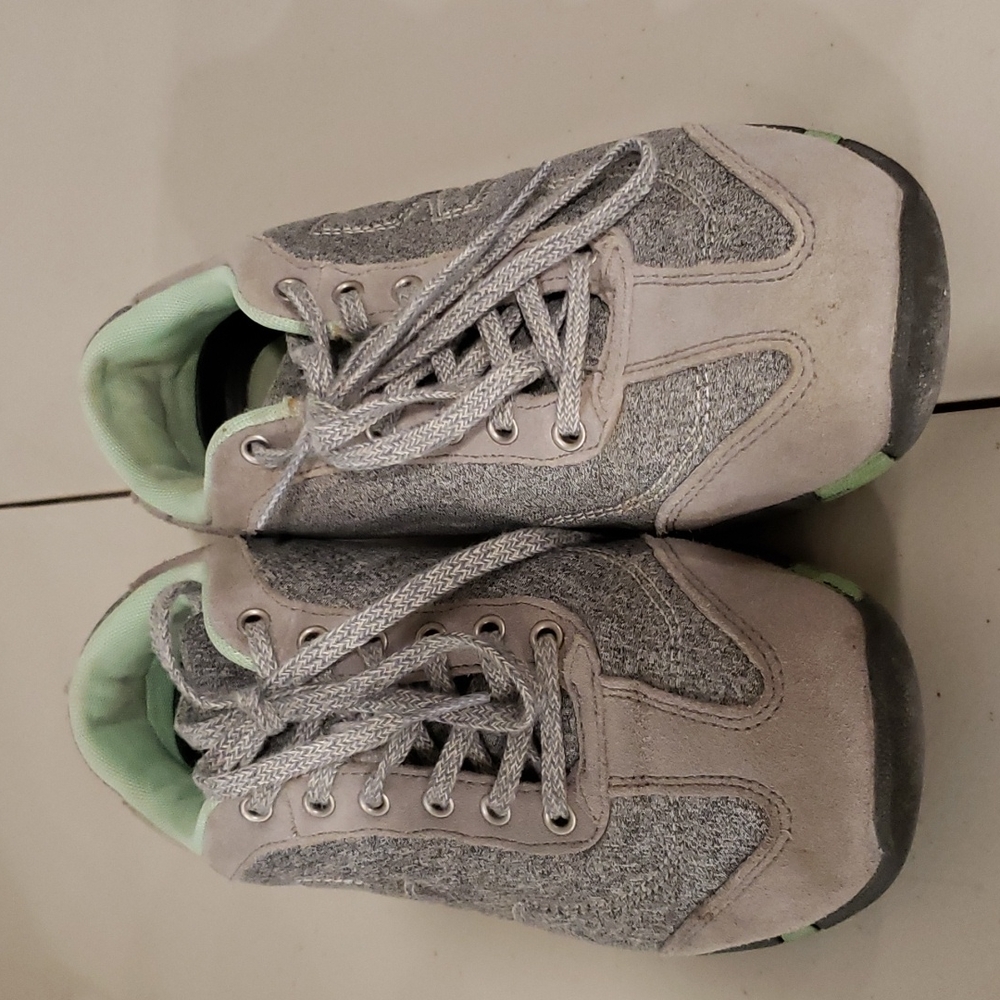 Merrell Sneakers Size 7